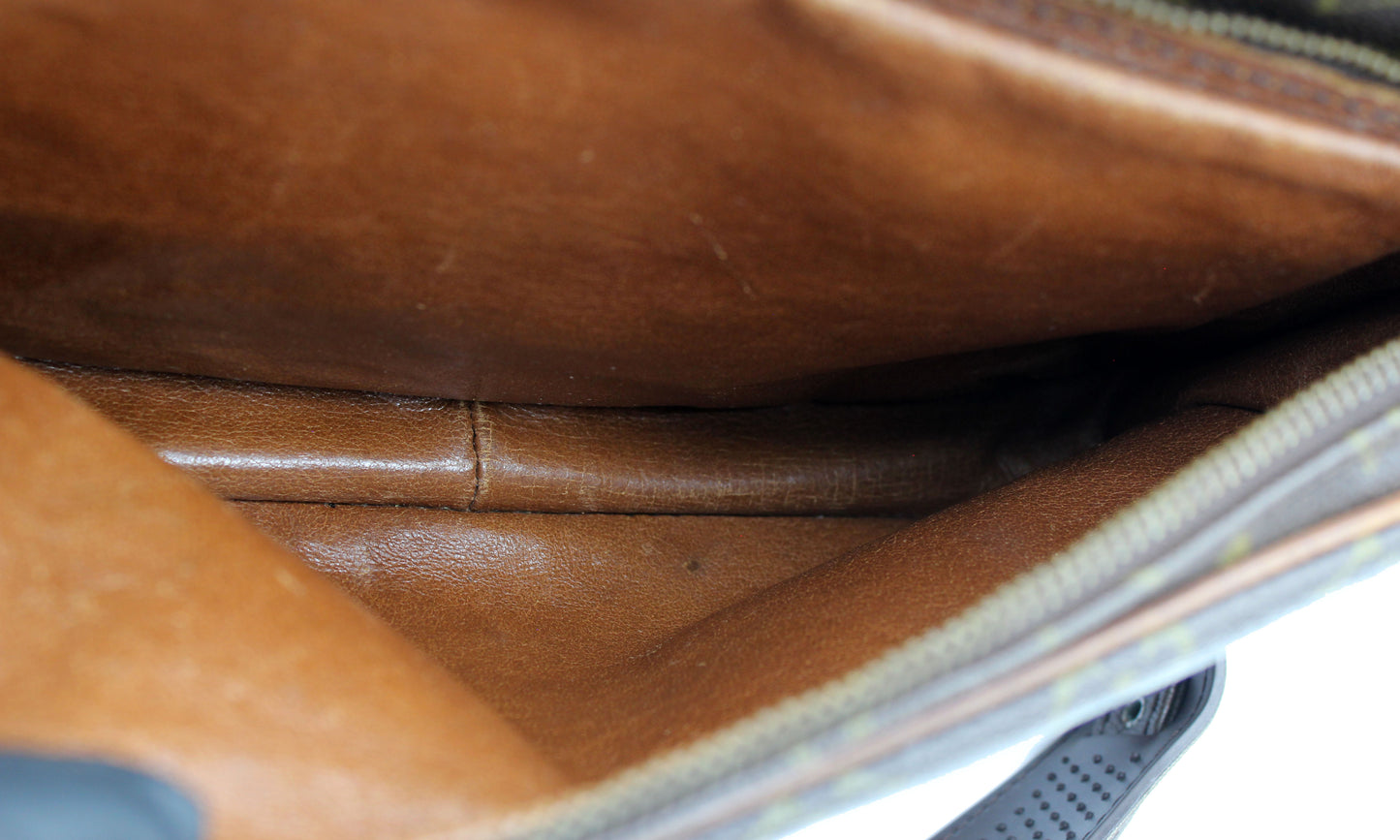 Louis Vuitton Vintage Nile Crossbody Bag
